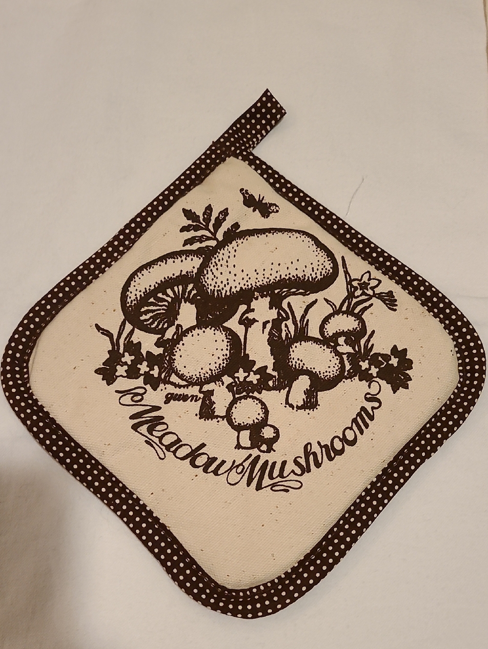 Vintage Cannon Fresh Mushrooms Butterfly Kitchen Towel And Pot Holder 70s - Picture 3 of 11